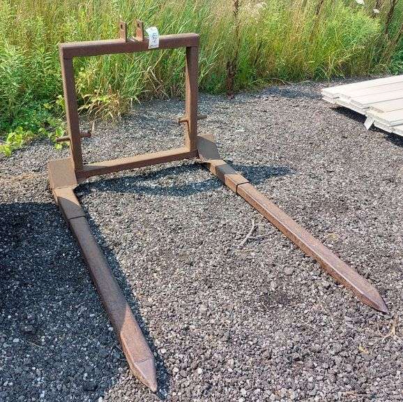 3 Point Round Bale Mover