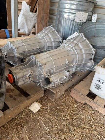 (1) L-890 8 speed GM Transmission, bldg:green image