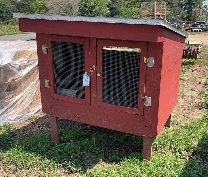 Rabbit hutch, row:7 image