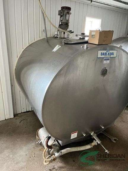 Dari-Cool 1000 gallon Bulk Tank image