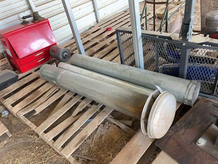 (3) double wall stove pipe sections, bldg:green image