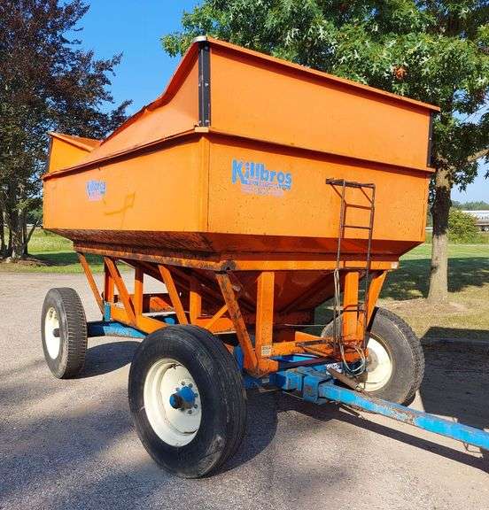 Killbros 385 Gravity Wagon on Running Gear