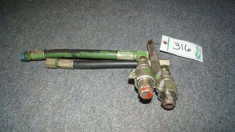 Hydraulic Outlet Assembly image