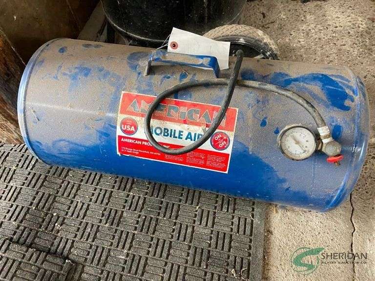 Portable air tank image