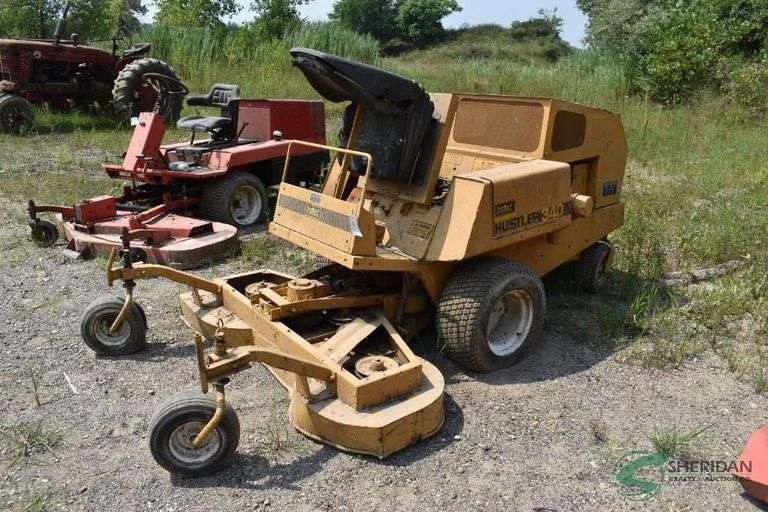 Hustler 340 lawn mower image