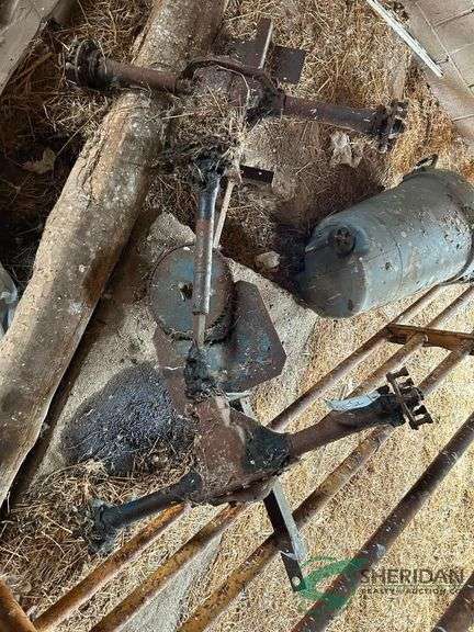 Running gear off articulating sand trap groomer image