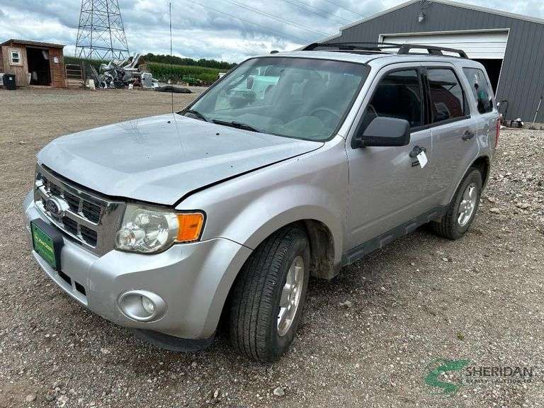 2011 Ford Escape Multipurpose Vehicle (MPV), VIN # 1FMCU0DG4BKB80420 image