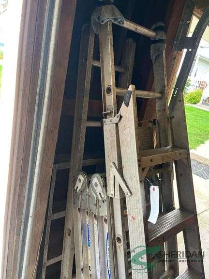 Aluminum Ladders image