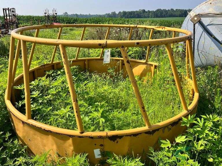 Sioux Round Bale Feeder image