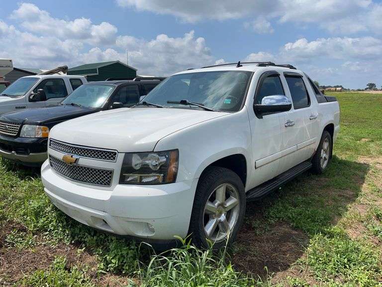 2008 Chevrolet Avalanche, K, row:1 image