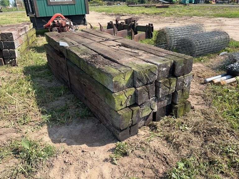 (16) 18' railroad ties, row:6 image