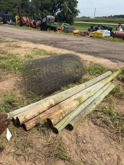 (8) wood fence posts & (1) roll of fence, row:5 image