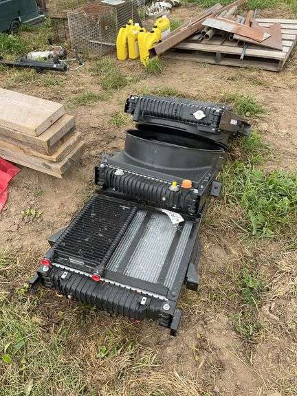 (3) Radiator, owner states never been installed, row:8 image