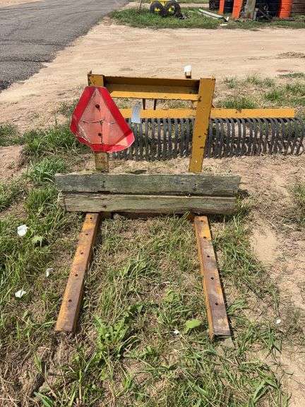 Set of forks, row:5 image