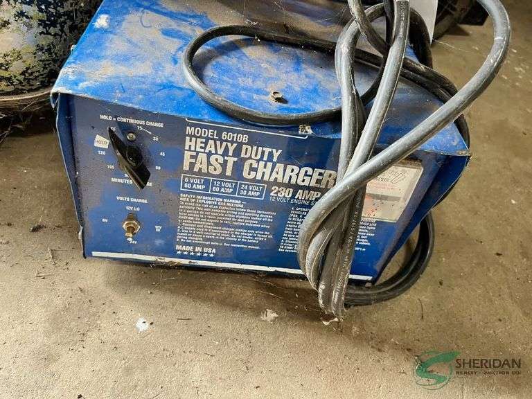 Heavy Duty Battery Charger image