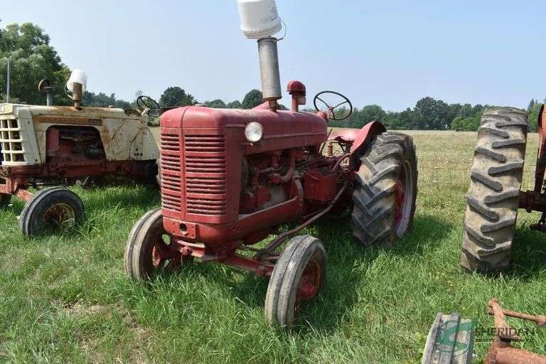 Vintage International Tractor image