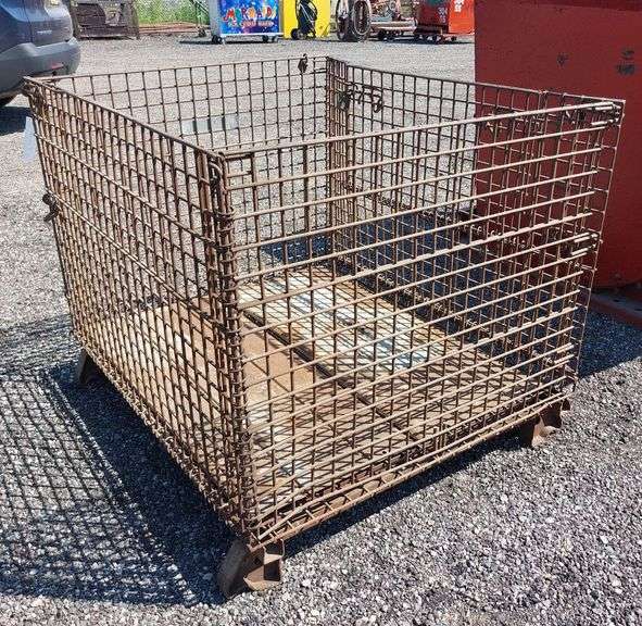 Collapsible Wire Basket image