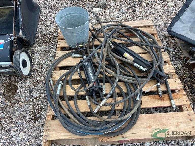 Pallet of hoses and cylinders image