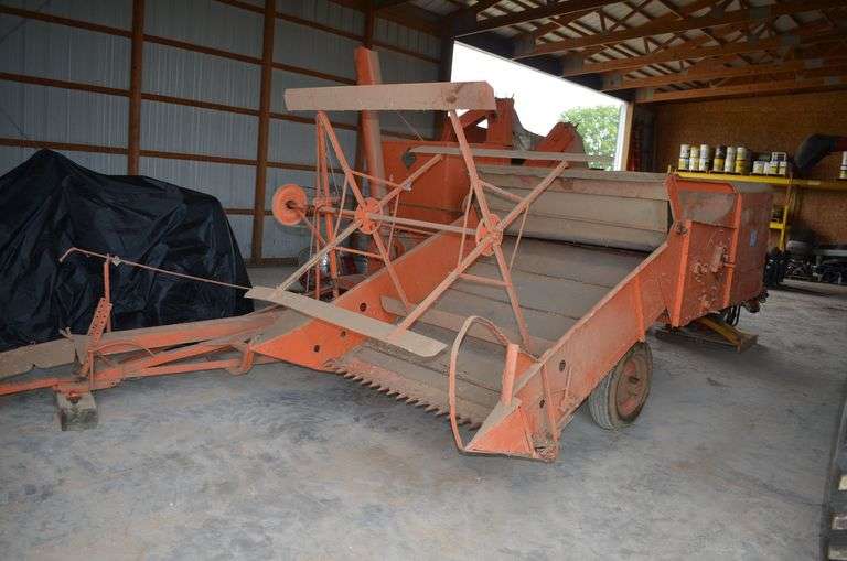 Allis-Chalmers All-Crop Harvester image