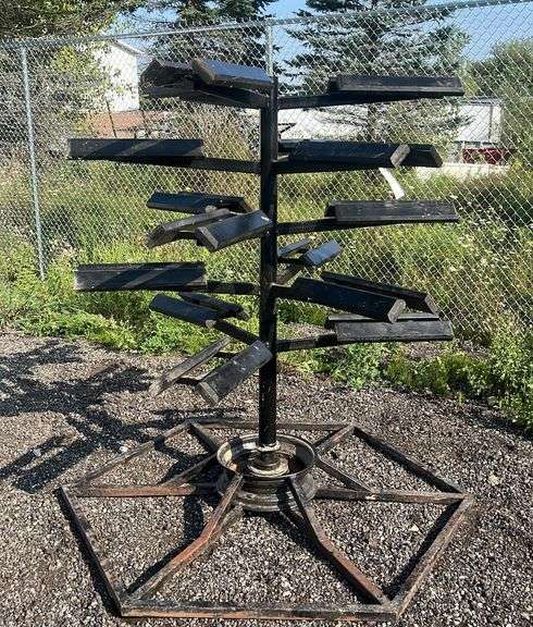 Saddle Carousel Holds 15 Saddles image