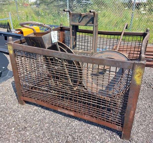 Basket w/ Banding Machines image