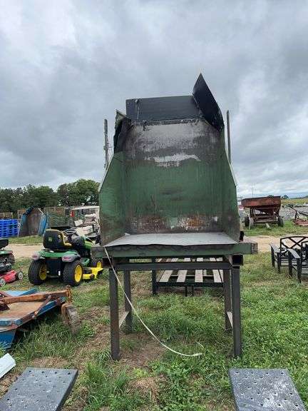 Box tipper, row:9 image