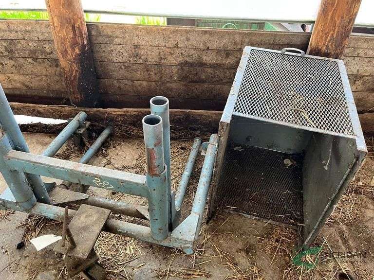Portable Wheel Dolley and Motor Cage image