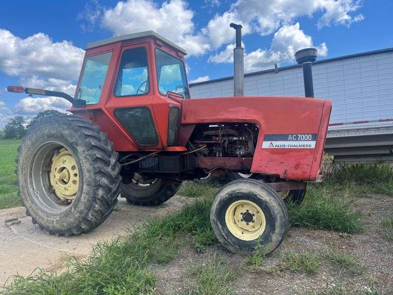Allis Chalmers 7000 image
