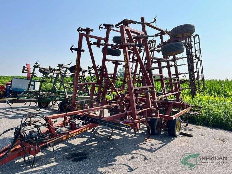 Sunflower 5034-27 Field Cultivator image