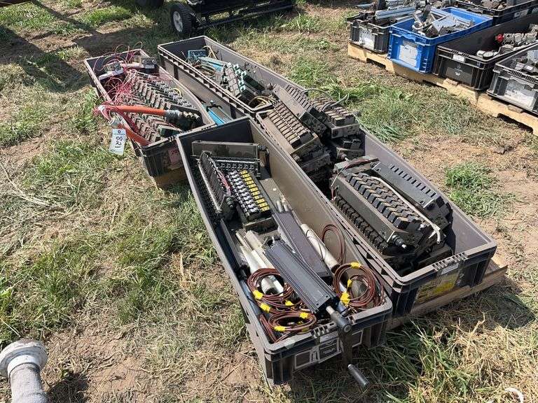 Air valves and cylinders assortment, row:8 image