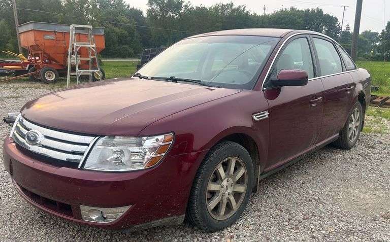 2008 FORD Taurus