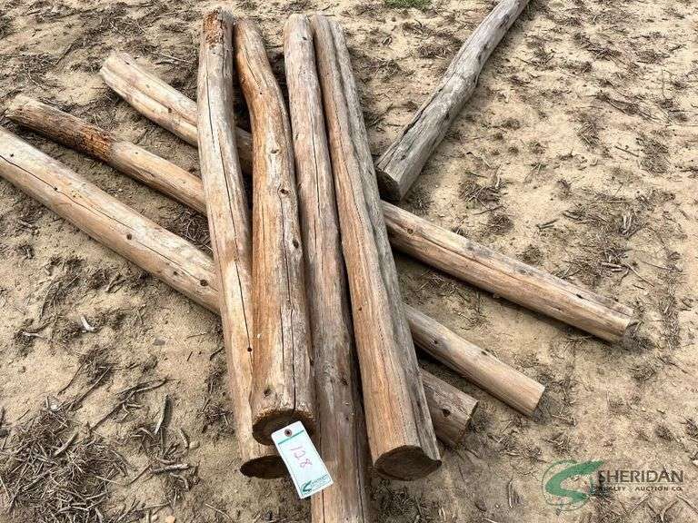Wooden fence post, 8 ft image