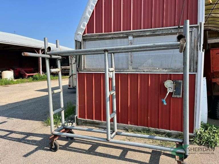 Metal storage rack on casters image