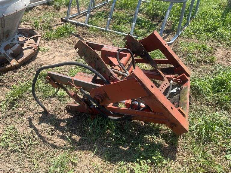 3 pt. hitch assembly, row:8 image