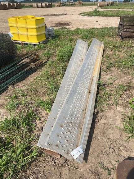 (2) 13'L aluminum car ramps 13" W, row:6 image