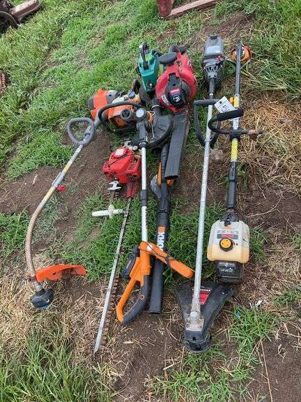 Lot of yard equipment, row:5 image