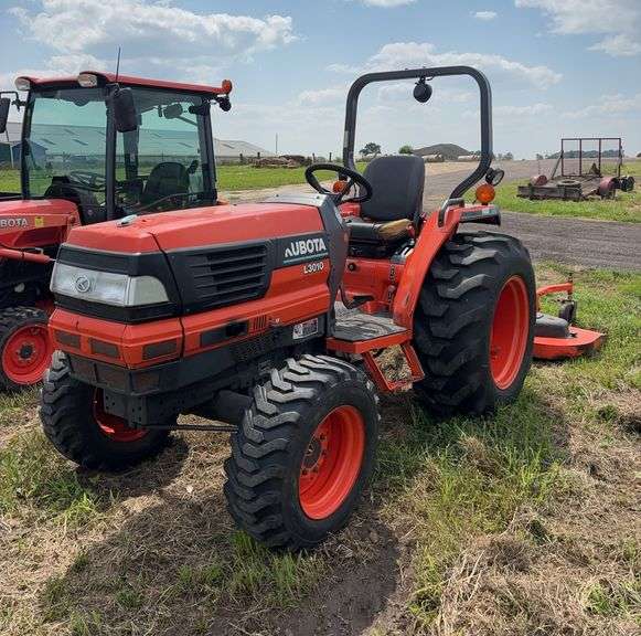 Kubota L3010 with landpride FDR1672 finish mower, row:1, k image
