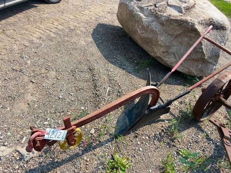 1 Bottom plow image