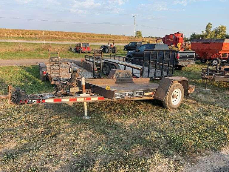12' tilt deck single axle trailer, row:2 image