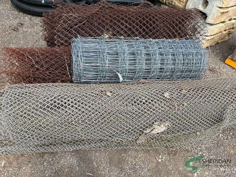 Rolls of Fencing image