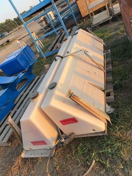 (2) Saddle tanks for truck, row:7 image