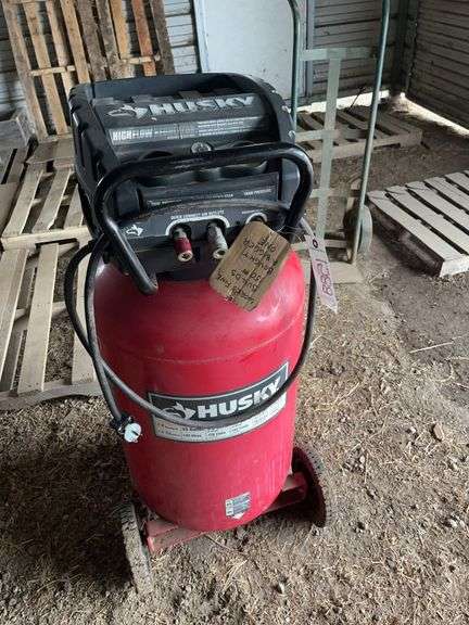 Husky air compressor 110V, bldg:green image