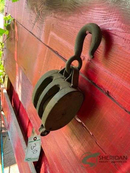 Vintage pulley image