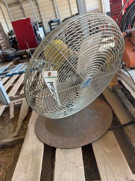 Industrial fan, bldg:green image