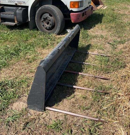 Bobcat bucket, row:3 image