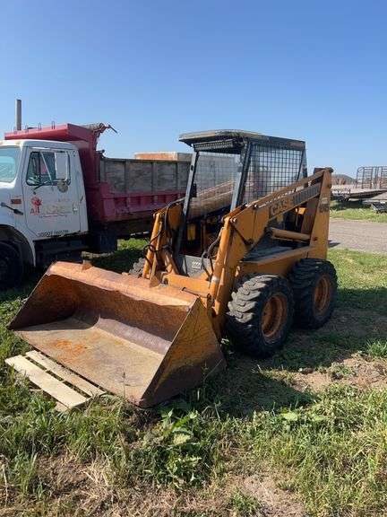 Case 1845 skid loader, K, row:1 image