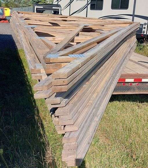 (17) 30ft. Trusses image