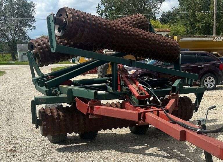 Brillion Cultipacker 25ft. image