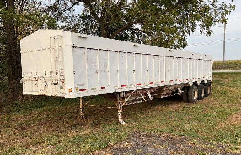1980 GTD triple axle hopper bottom trailer, row:1 image