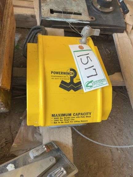 1000 lb. 120 volt winch, bldg:green image